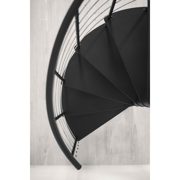 Schody  spiralne, metalowe MINKA MILANO / CZARNE fi 140 cm